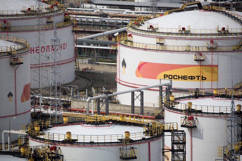 Russian Oil Storage As Global Powers Close In on Historic Deal Russian Oil Storage As Global Powers Close In on Historic Deal
