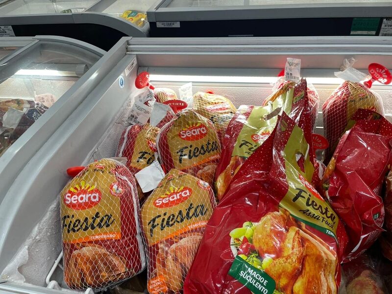 Seara tem diversificado a linha de produtos para o Natal para além das embalagens tradicionais do peru inteiro (Foto: Bloomberg Línea) Seara tem diversificado a linha de produtos para o Natal para além das embalagens tradicionais do peru inteiro (Foto: Bloomberg Línea)