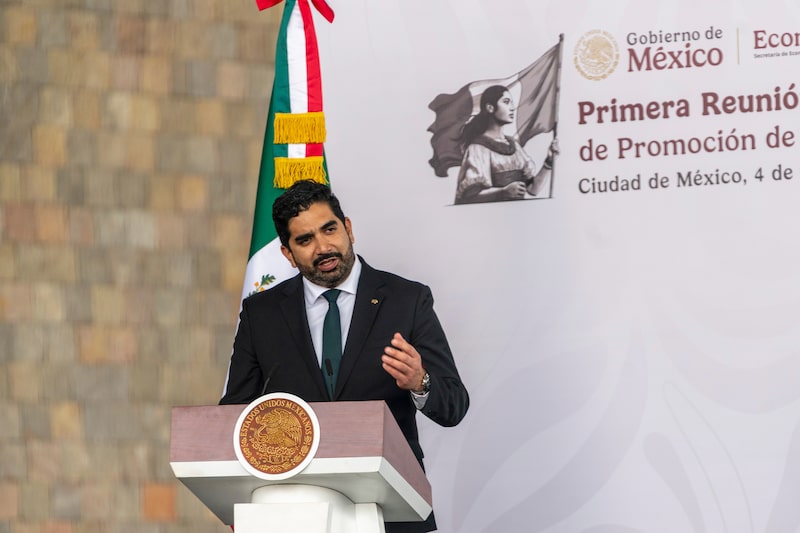 Roberto Lazzeri Montano, general director of Bancomext, speaks during a national meeting to promote investment at Museo de Antropologia in Mexico City, Mexico, on Wednesday, Feb. 4, 2026. Mexico's government plans to invest 5.6 trillion pesos ($323 billion) into energy projects and other public works through 2030, part of a bid to boost an economy that has barely expanded in recent years. Photographer: Stephania Corpi/Bloomberg Roberto Lazzeri Montano, general director of Bancomext, speaks during a national meeting to promote investment at Museo de Antropologia in Mexico City, Mexico, on Wednesday, Feb. 4, 2026. Mexico's government plans to invest 5.6 trillion pesos ($323 billion) into energy projects and other public works through 2030, part of a bid to boost an economy that has barely expanded in recent years. Photographer: Stephania Corpi/Bloomberg