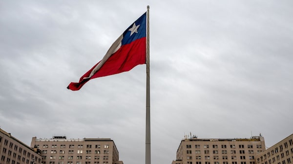 Chile abandona su meta fiscal para 2030 y admite límites para equilibrar las cuentas Chile abandona su meta fiscal para 2030 y admite límites para equilibrar las cuentas