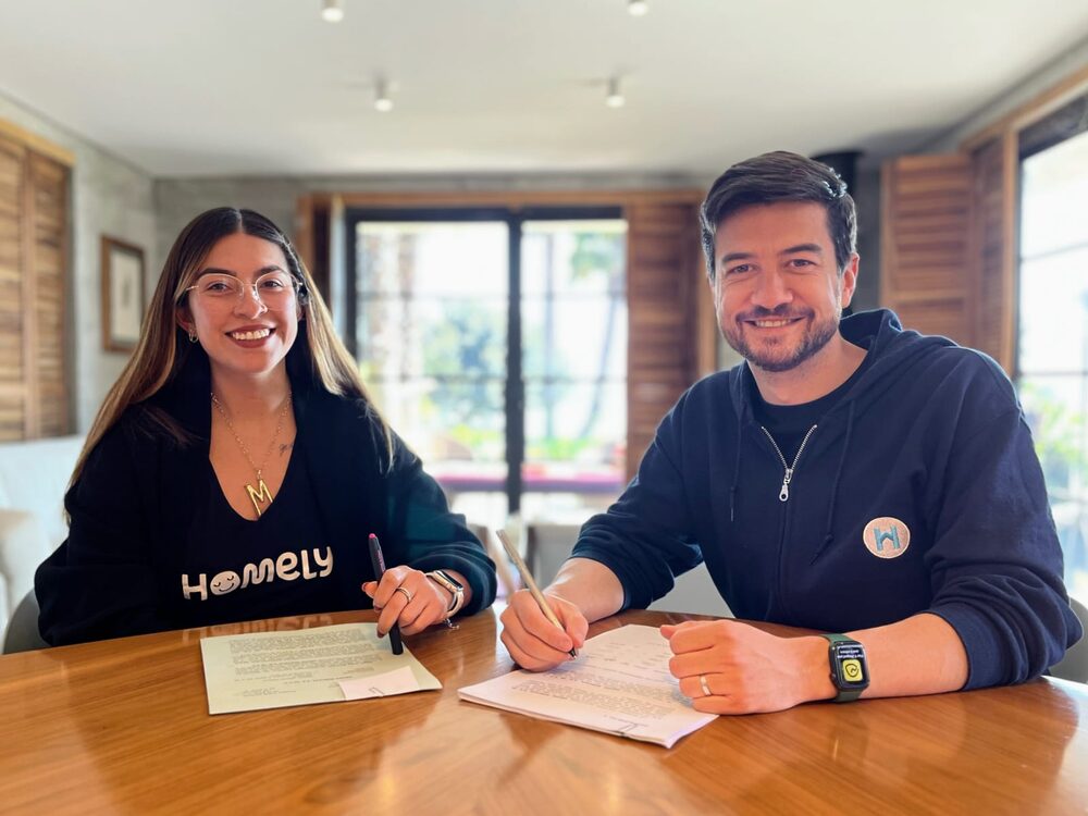 Melina Cruz, directora general y cofundadora de Homely; y Juan Sebastián Cadavid, CEO de Hogarú Melina Cruz, directora general y cofundadora de Homely; y Juan Sebastián Cadavid, CEO de Hogarú