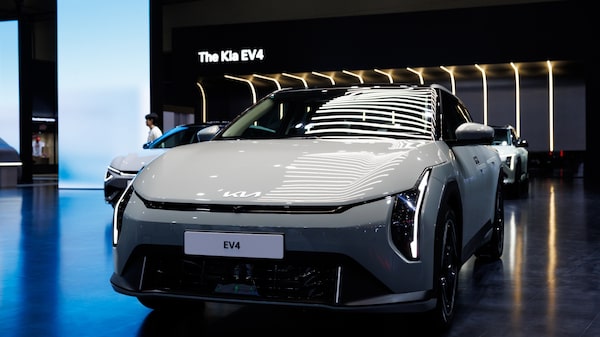 Kia desafía caída de la demanda mundial de automóviles mientras la guerra impulsa los eléctricos Kia desafía caída de la demanda mundial de automóviles mientras la guerra impulsa los eléctricos