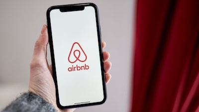 Más que alojamientos: Airbnb expande su negocio con almacenamiento de equipaje y traslados Más que alojamientos: Airbnb expande su negocio con almacenamiento de equipaje y traslados