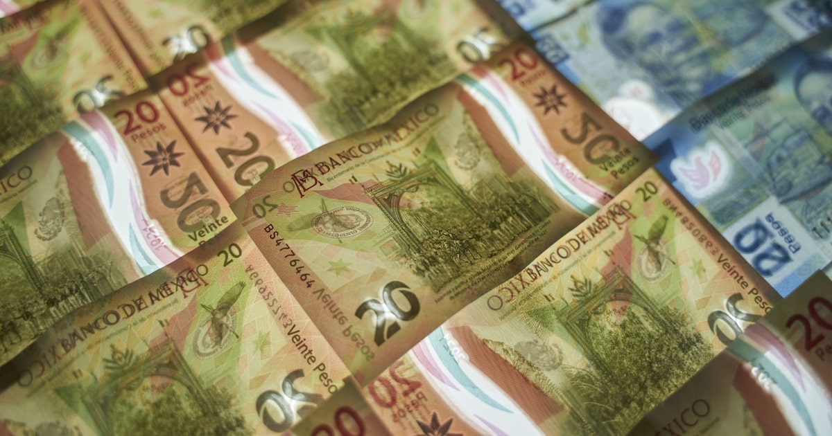 Peso Mexicano Lidera Mercados Latinoamericanos en Agosto