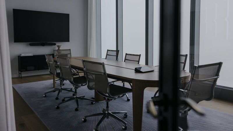 Larry Summers alerta que tarifas podem gerar 2 milhões de desempregados nos EUA Larry Summers alerta que tarifas podem gerar 2 milhões de desempregados nos EUA