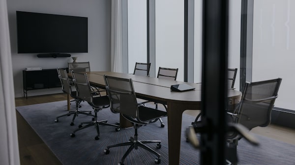 Larry Summers alerta que tarifas podem gerar 2 milhões de desempregados nos EUA Larry Summers alerta que tarifas podem gerar 2 milhões de desempregados nos EUA