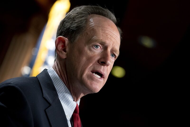Pat Toomey é a principal figura republicana do Comitê Bancário do Senado americano Pat Toomey é a principal figura republicana do Comitê Bancário do Senado americano