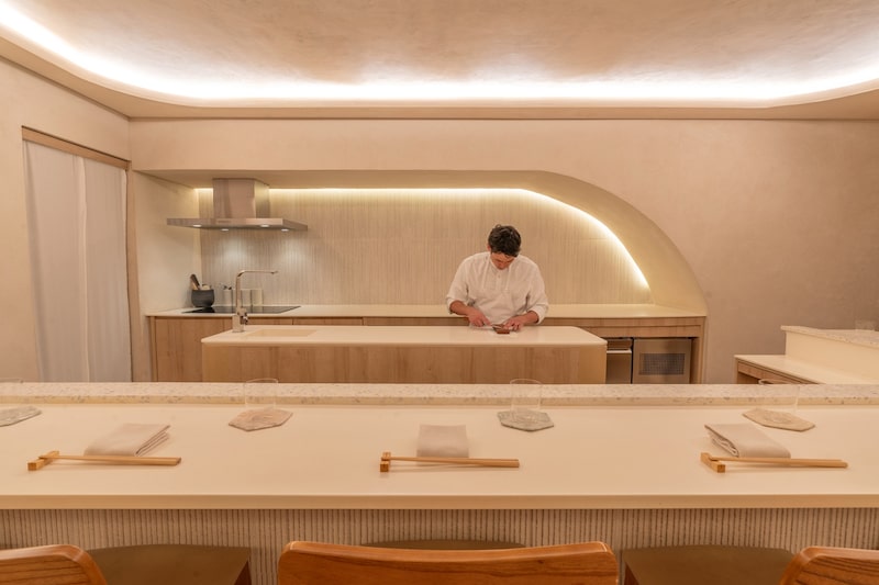 Ecossistema do luxo: a estratégia do Kanoe com sushi para 8 clientes e menu de R$ 1.400 Ecossistema do luxo: a estratégia do Kanoe com sushi para 8 clientes e menu de R$ 1.400