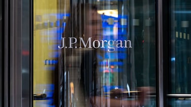 JPMorgan reduz aposta em emergentes com ataque ao Irã, mas vê América Latina resiliente JPMorgan reduz aposta em emergentes com ataque ao Irã, mas vê América Latina resiliente