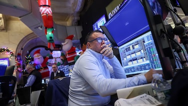 S&P 500 sube levemente tras dato del PIB que enfría apuestas de recortes de tasas de la Fed S&P 500 sube levemente tras dato del PIB que enfría apuestas de recortes de tasas de la Fed