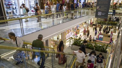 Ata do Copom: dólar alto e demanda resiliente pressionam ainda mais a inflação Ata do Copom: dólar alto e demanda resiliente pressionam ainda mais a inflação