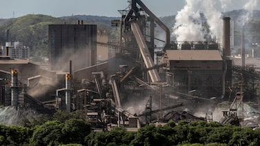 CSN planeja captar até US$ 1,5 bi para melhorar perfil da dívida, segundo fontes CSN planeja captar até US$ 1,5 bi para melhorar perfil da dívida, segundo fontes