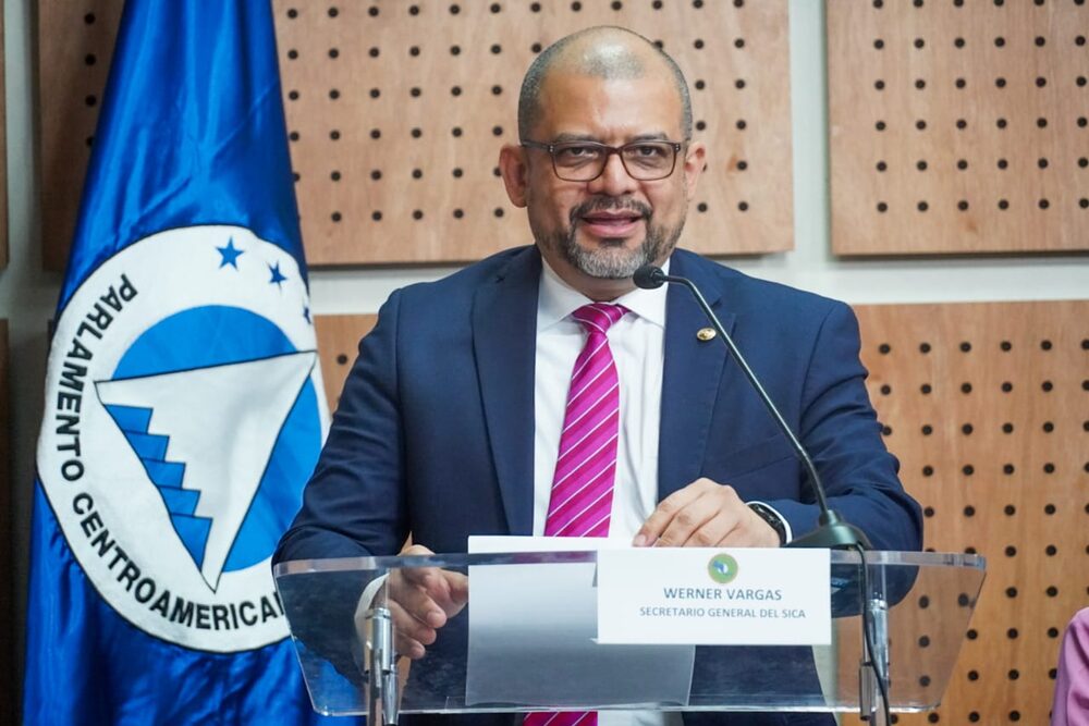 El secretario general del SICA, Werner Isaac Vargas Torres, aún no se ha referido al anuncio de Rusia. El secretario general del SICA, Werner Isaac Vargas Torres, aún no se ha referido al anuncio de Rusia.