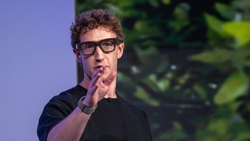 Zuckerberg não desistiu de desenvolver o metaverso. Apenas ajustou a rota Zuckerberg não desistiu de desenvolver o metaverso. Apenas ajustou a rota