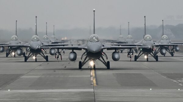 China alerta companhias aéreas para ‘zonas de perigo’ sobre Taiwan China alerta companhias aéreas para ‘zonas de perigo’ sobre Taiwan