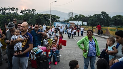 Migración en América Latina se diversifica: violencia, crisis y desastres fuerzan a millones a desplazarse Migración en América Latina se diversifica: violencia, crisis y desastres fuerzan a millones a desplazarse