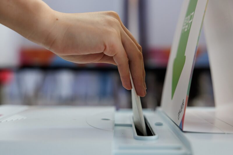 Kim, de 73 años, se acerca más a la postura del derrocado expresidente Yoon Suk Yeol. Kim, de 73 años, se acerca más a la postura del derrocado expresidente Yoon Suk Yeol.