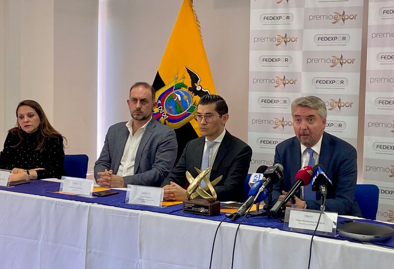 Los exportadores piden ser incluidos en el diálogo con los indígenas. Los exportadores piden ser incluidos en el diálogo con los indígenas.