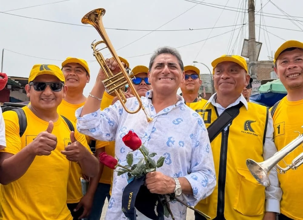 Lista completa de candidatos a elecciones 2026 en Perú y principales propuestas. Lista completa de candidatos a elecciones 2026 en Perú y principales propuestas.