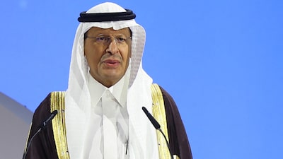 Arabia Saudita busca reducir su dependencia del estrecho de Ormuz con más oleoductos Arabia Saudita busca reducir su dependencia del estrecho de Ormuz con más oleoductos