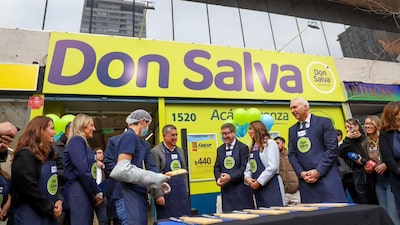 Cencosud lanza nueva marca en Chile y anuncia alianza con Decathlon en Argentina Cencosud lanza nueva marca en Chile y anuncia alianza con Decathlon en Argentina