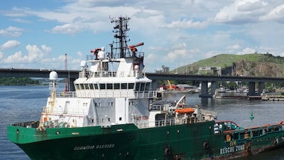 Petrobras suspende contratos de dois navios de apoio parados desde dezembro Petrobras suspende contratos de dois navios de apoio parados desde dezembro