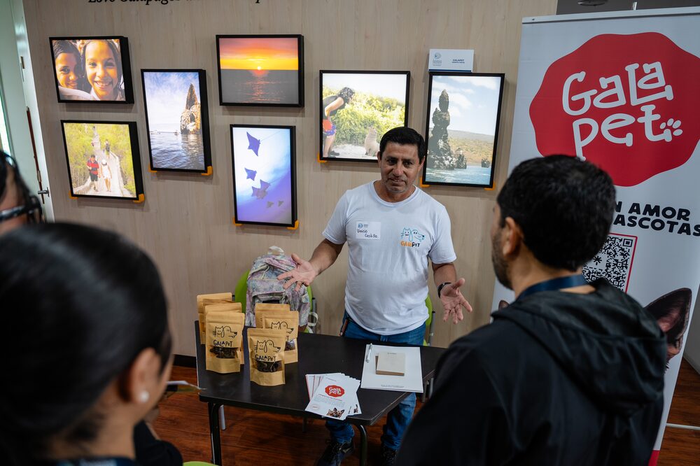 Galapet en el V Encuentro Empresarial Galápagos – Santa Cruz 2025 . Foto: cortesía Bryan Pérez Galapet en el V Encuentro Empresarial Galápagos – Santa Cruz 2025 . Foto: cortesía Bryan Pérez