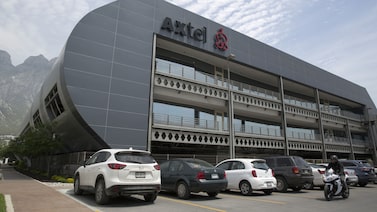 Tomás Milmo, cofundador de Axtel, prepara oferta para adquirir hasta 100% de la empresa mexicana Tomás Milmo, cofundador de Axtel, prepara oferta para adquirir hasta 100% de la empresa mexicana