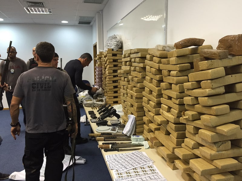 Apreensão de drogas Apreensão de drogas