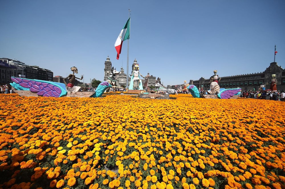 Ofrenda monumental en el zócalo de la CDMX por Día de Muertos, el 26 de octubre de 2025. Ofrenda monumental en el zócalo de la CDMX por Día de Muertos, el 26 de octubre de 2025.