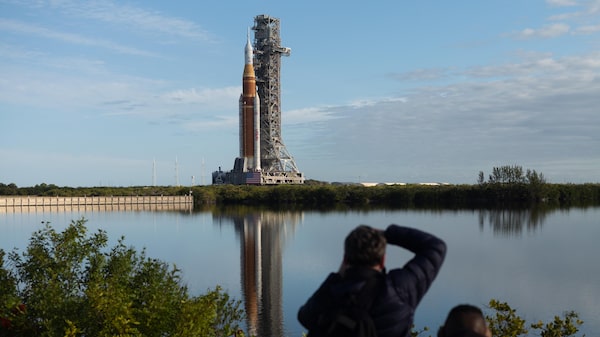 La humanidad vuelve a la Luna: acciones para invertir en la conquista del espacio La humanidad vuelve a la Luna: acciones para invertir en la conquista del espacio