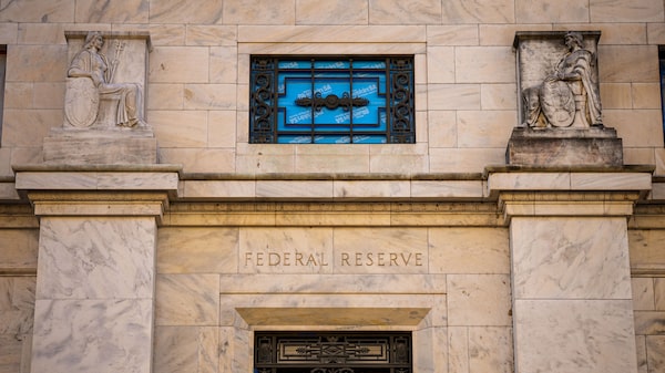 La Fed retrasaría su primer recorte de tasas de 2026 hasta junio, según encuesta La Fed retrasaría su primer recorte de tasas de 2026 hasta junio, según encuesta