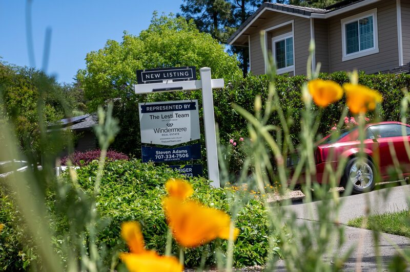 El índice general de solicitudes descendió un 5,2% la semana pasada. El índice general de solicitudes descendió un 5,2% la semana pasada.