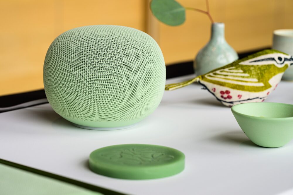 El altavoz está disponible en varios colores, entre ellos el verde y el rojo baya. Fotógrafo: Chris Welch/Bloomberg El altavoz está disponible en varios colores, entre ellos el verde y el rojo baya. Fotógrafo: Chris Welch/Bloomberg