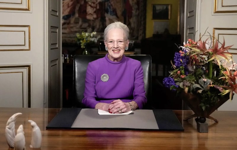 Rainha Margarida II da Dinamarca neste domingo (31) sua abdicação em um pronunciamento de TV Rainha Margarida II da Dinamarca neste domingo (31) sua abdicação em um pronunciamento de TV