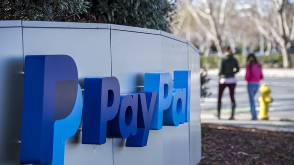PayPal suprimirá 2.000 empleos para reducir costos PayPal suprimirá 2.000 empleos para reducir costos