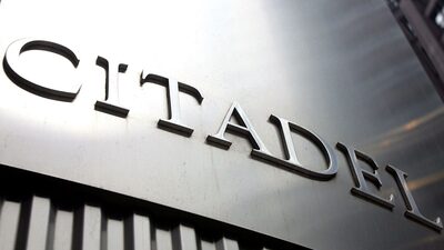 Em meio à guerra por talentos em Wall St, Citadel exige ‘non-compete’ de 21 meses  Em meio à guerra por talentos em Wall St, Citadel exige ‘non-compete’ de 21 meses