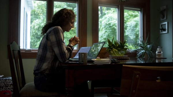 ¿Continuará el trabajo desde casa en 2023 si hay recesión? ¿Continuará el trabajo desde casa en 2023 si hay recesión?