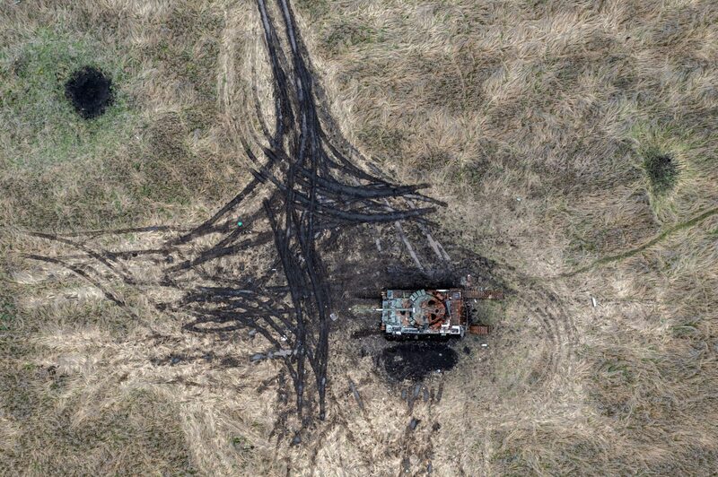 Imagen de un tanque ruso destruido Imagen de un tanque ruso destruido