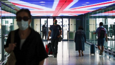 Peruanos podrán ir al Reino Unido sin visa desde el 9 de noviembre por hasta 6 meses Peruanos podrán ir al Reino Unido sin visa desde el 9 de noviembre por hasta 6 meses