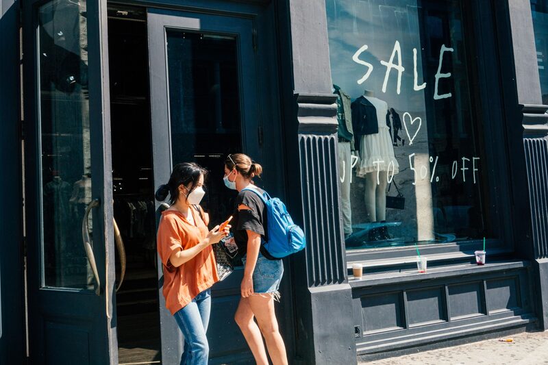 El gasto de los consumidores en el segundo trimestre creció un 11,9%. El gasto de los consumidores en el segundo trimestre creció un 11,9%.