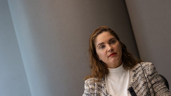 Ex-diretora do Banco Central vê possível efeito das bets para o dólar apreciado Ex-diretora do Banco Central vê possível efeito das bets para o dólar apreciado