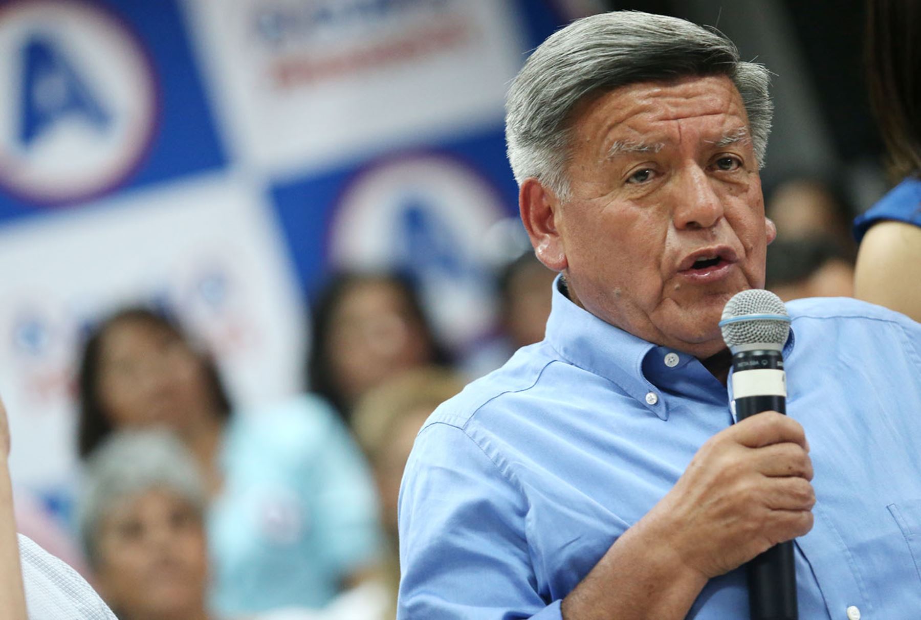 Perú: Condenan a periodista Christopher Acosta tras demanda de César Acuña. Perú: Condenan a periodista Christopher Acosta tras demanda de César Acuña.