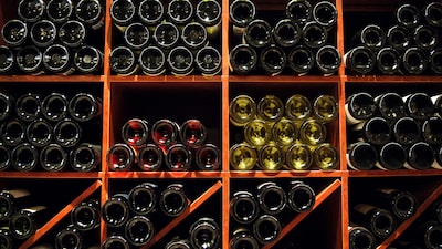 Estos son los 50 mejores vinos de menos de US$50 según un crítico que probó 4.223 Estos son los 50 mejores vinos de menos de US$50 según un crítico que probó 4.223