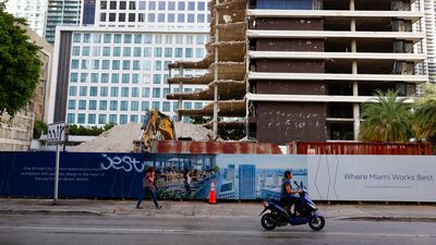 Na sombra de Trump: política anti-imigração esfria mercado imobiliário de Miami Na sombra de Trump: política anti-imigração esfria mercado imobiliário de Miami