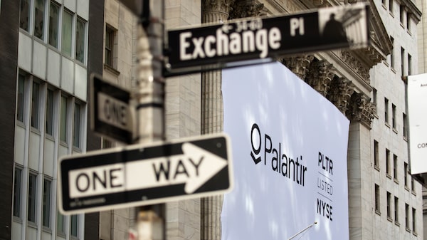 Palantir atrae de nuevo a Wall Street por su negocio de defensa y contratos gubernamentales Palantir atrae de nuevo a Wall Street por su negocio de defensa y contratos gubernamentales