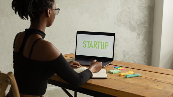 Staying Alive: An Expert’s Tips On How to Keep a Startup from Floundering Staying Alive: An Expert’s Tips On How to Keep a Startup from Floundering