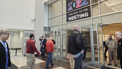 Warren Buffett: 7 pontos relevantes da reunião anual da Berkshire Hathaway Warren Buffett: 7 pontos relevantes da reunião anual da Berkshire Hathaway