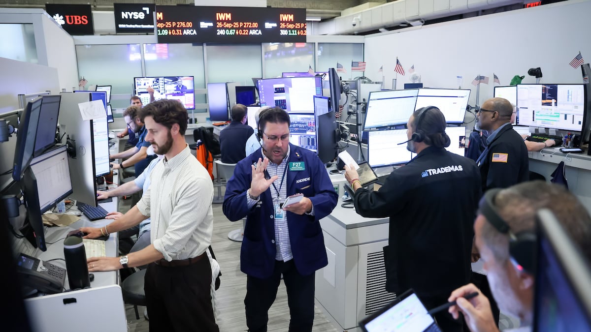 Wall Street pierde impulso mientras los rendimientos del Tesoro vuelven a subir