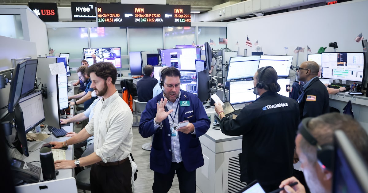 Rendimientos de bonos y petróleo marcan el viernes en Wall Street
